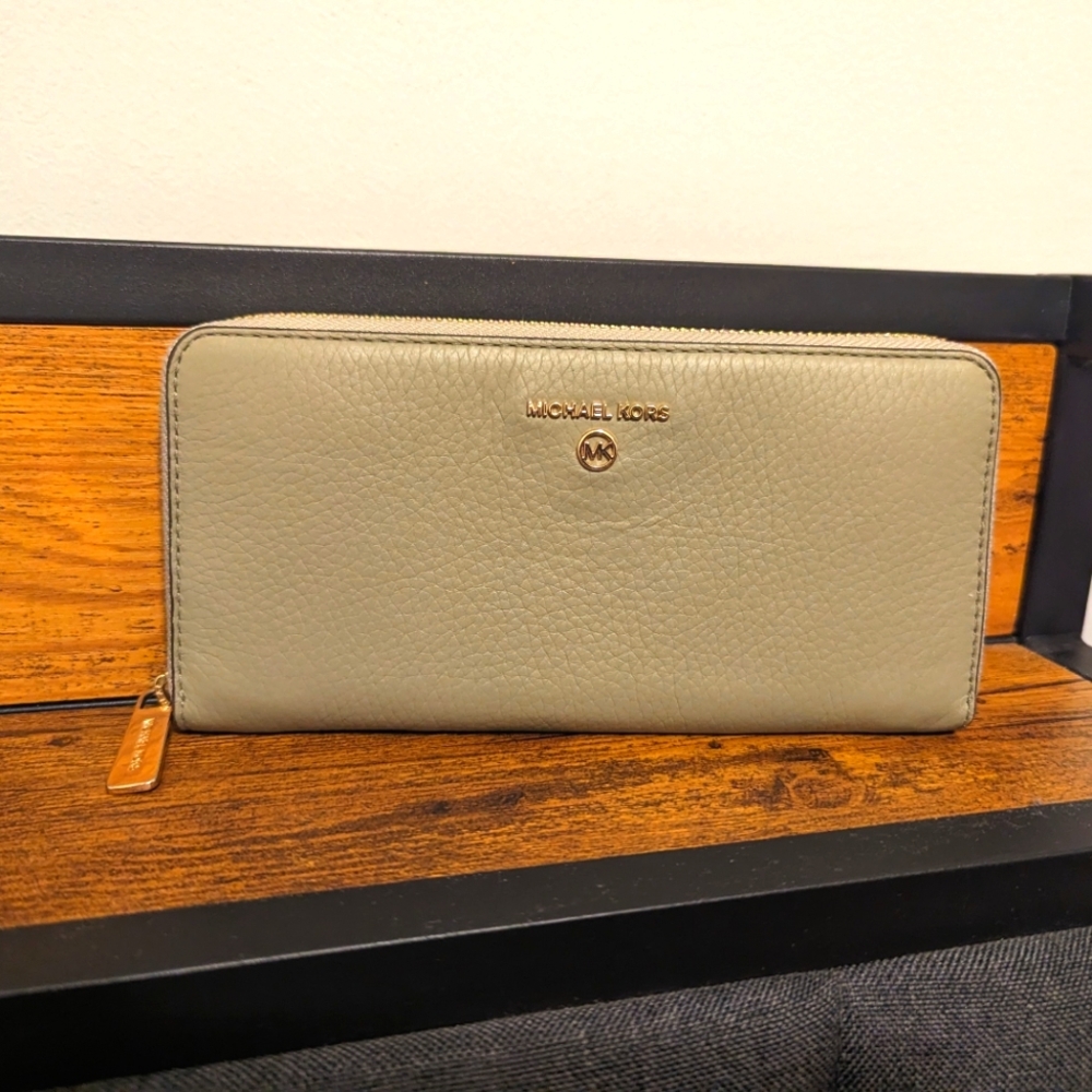Michael Kors zip around wallet